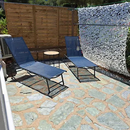 Semesterbostad Vaccagia - 2 - A 2 Pas De La *